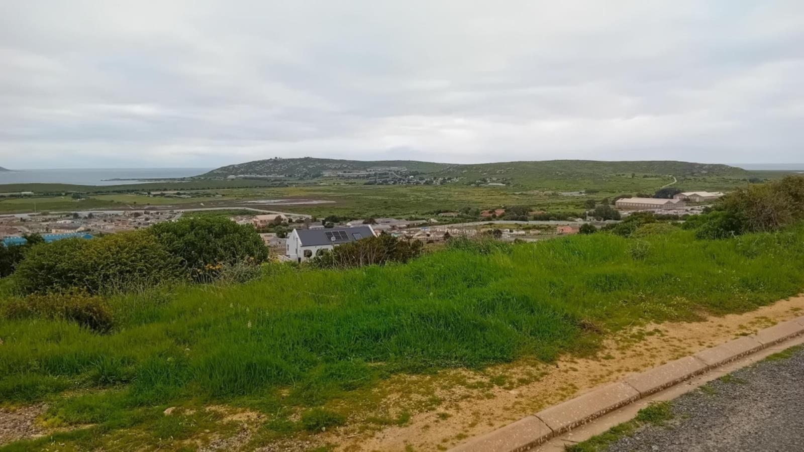 755 m² Land available in Hoogland