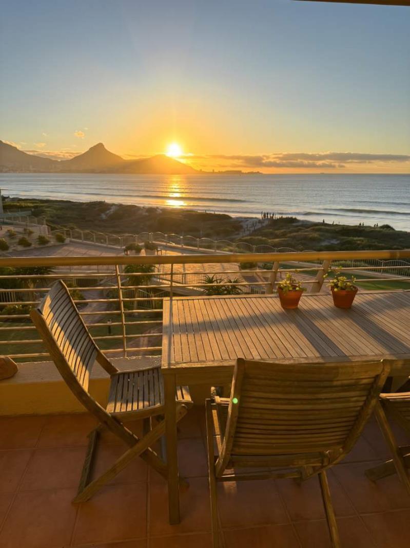 2 Bedroom Apartment in Lagoon Beach