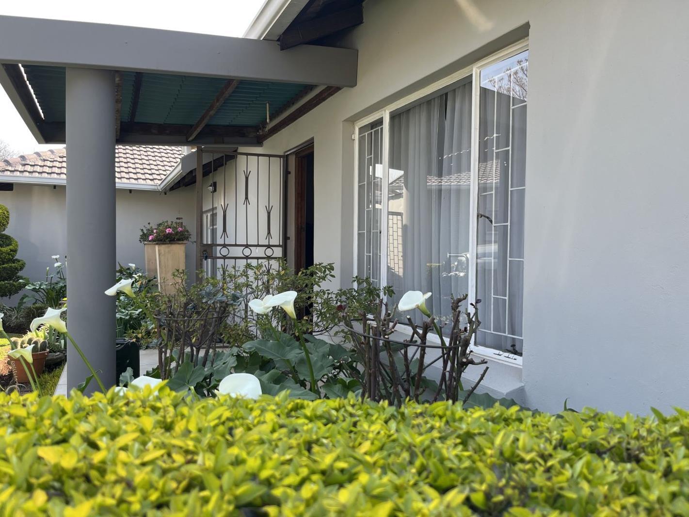4 Bedroom House in Wierda Park
