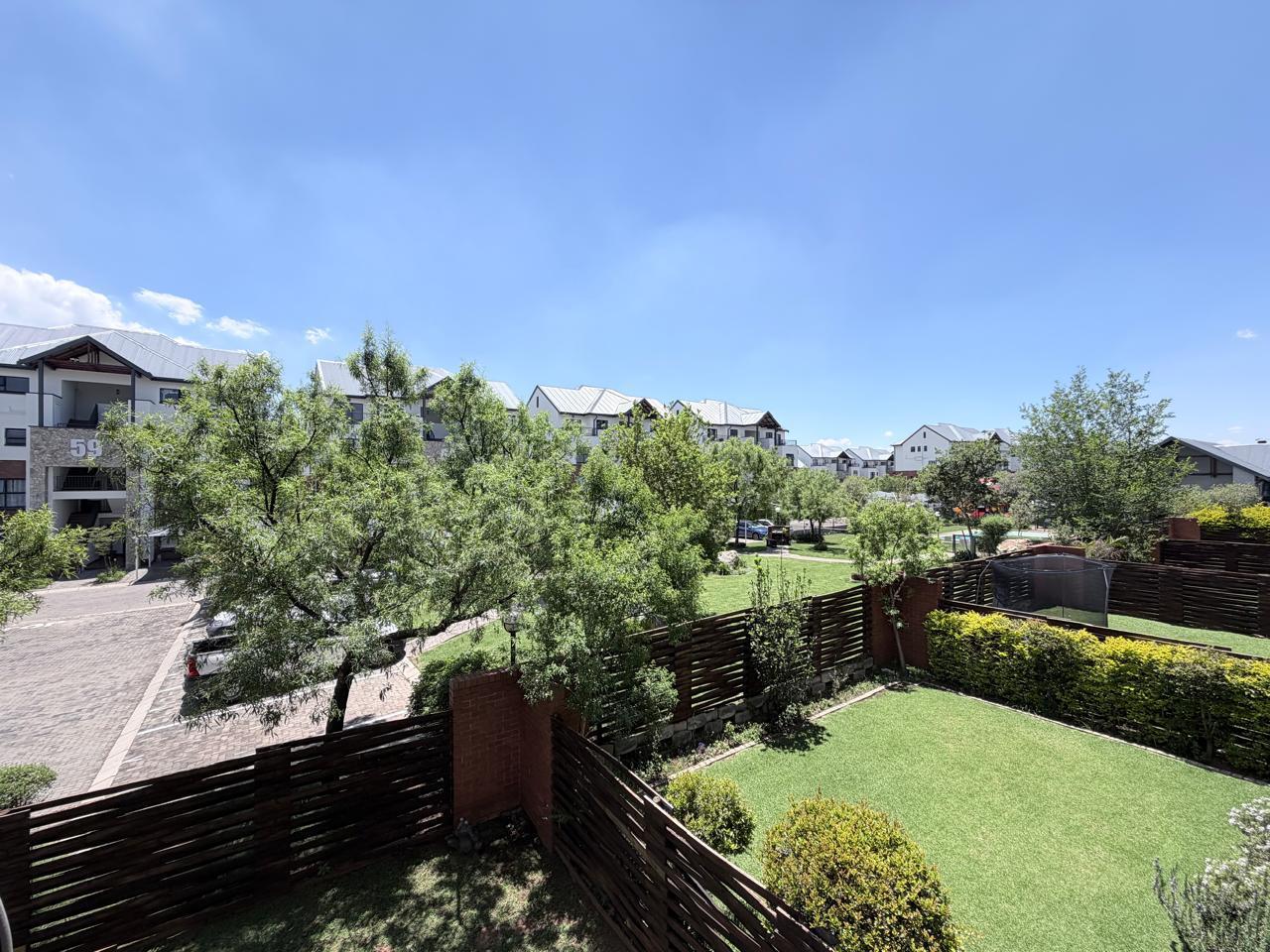 3 Bedroom Apartment in Greenstone Hill