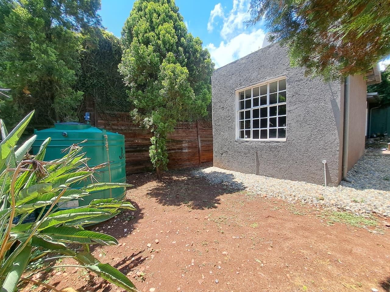 1 Bedroom Garden Cottage in Melville