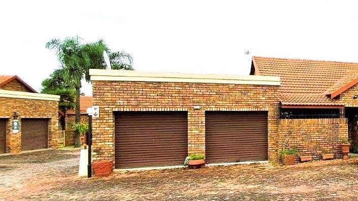 2 Bedroom Duplex in Claremont