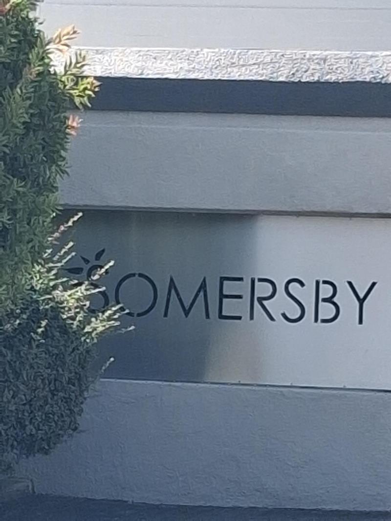 3 Bedroom Apartment in Marais Steyn Park