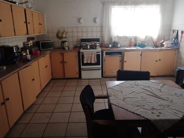 3 Bedroom House in Regents Park