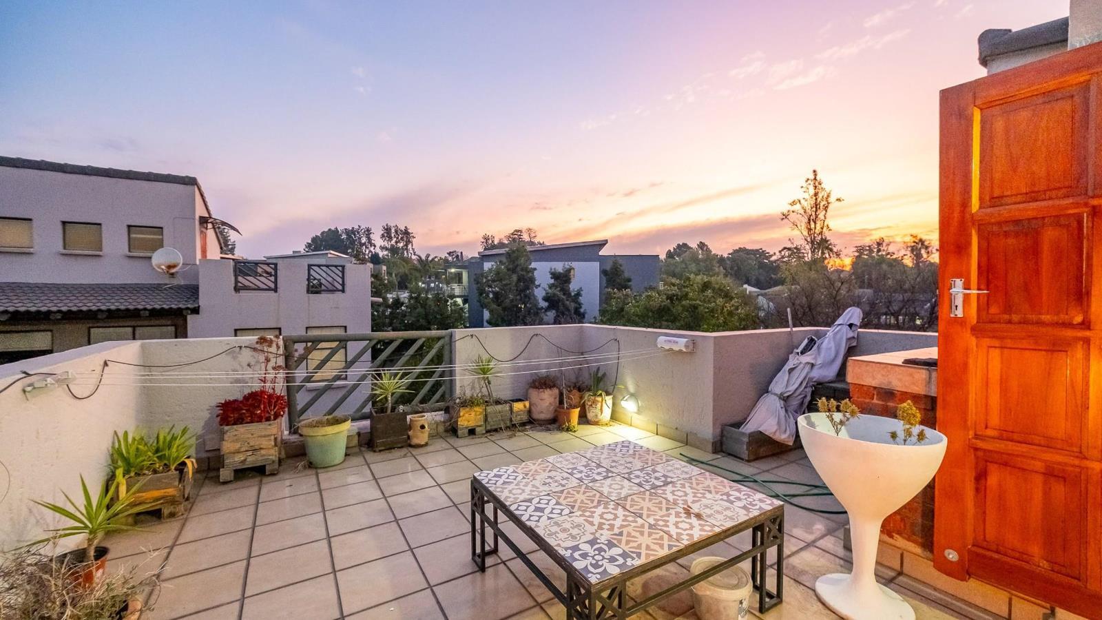 2 Bedroom Apartment in Morningside
