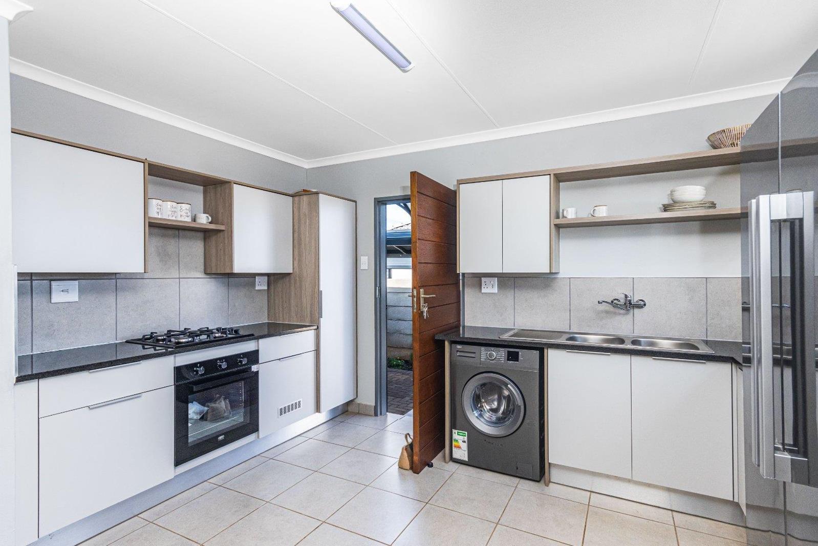 3 Bedroom Simplex in Sky City