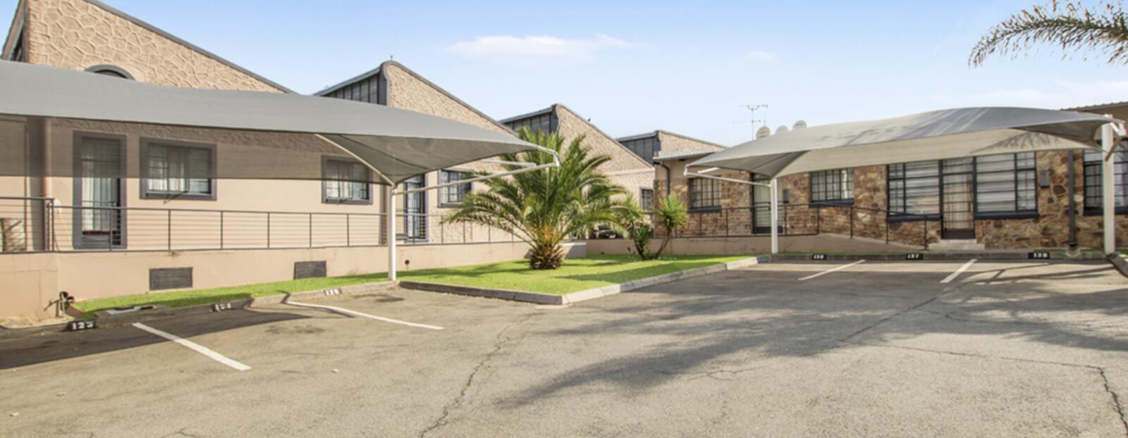 1 Bedroom Apartment in Helderkruin