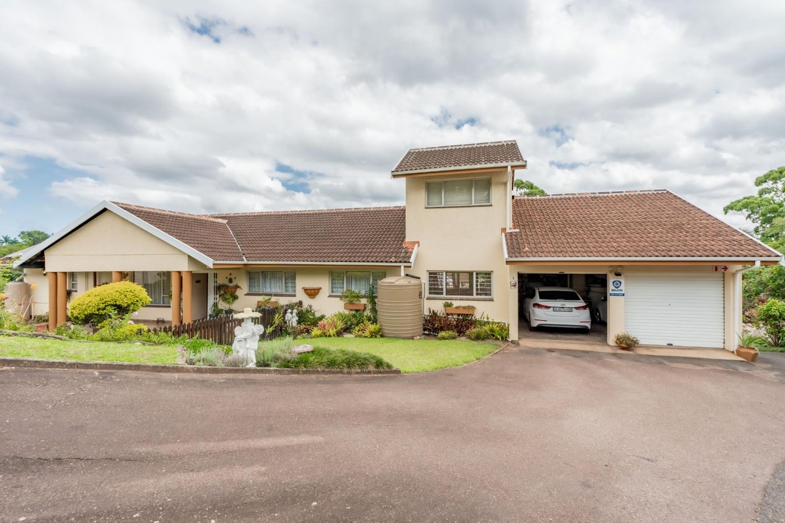 4 Bedroom Apartment in Atholl Heights