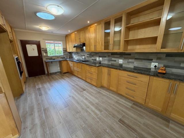 3 Bedroom Townhouse in Eldoraigne