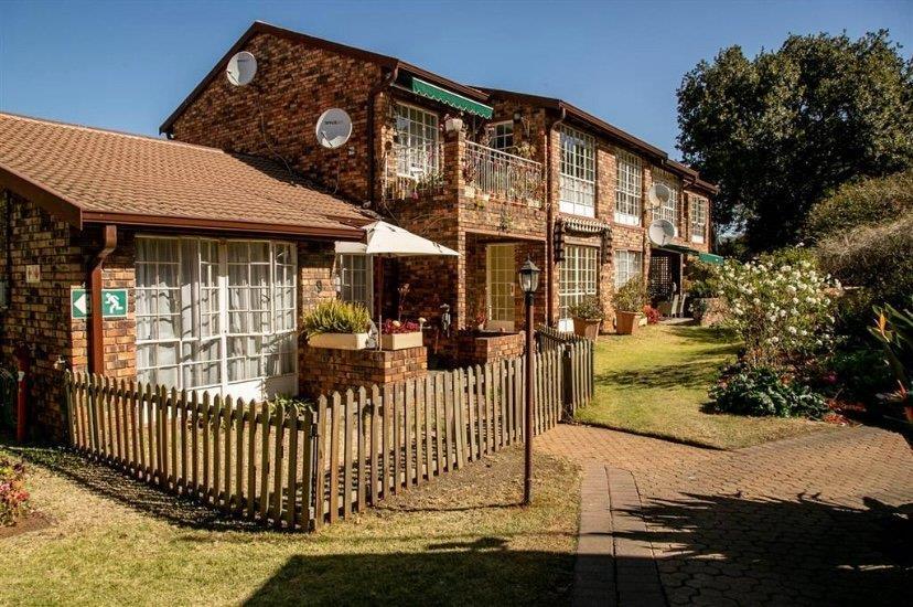1 Bedroom Apartment in Bryanston