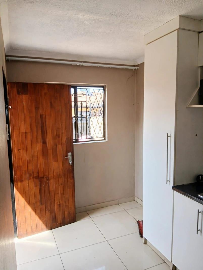1 Bedroom House in Hospital View