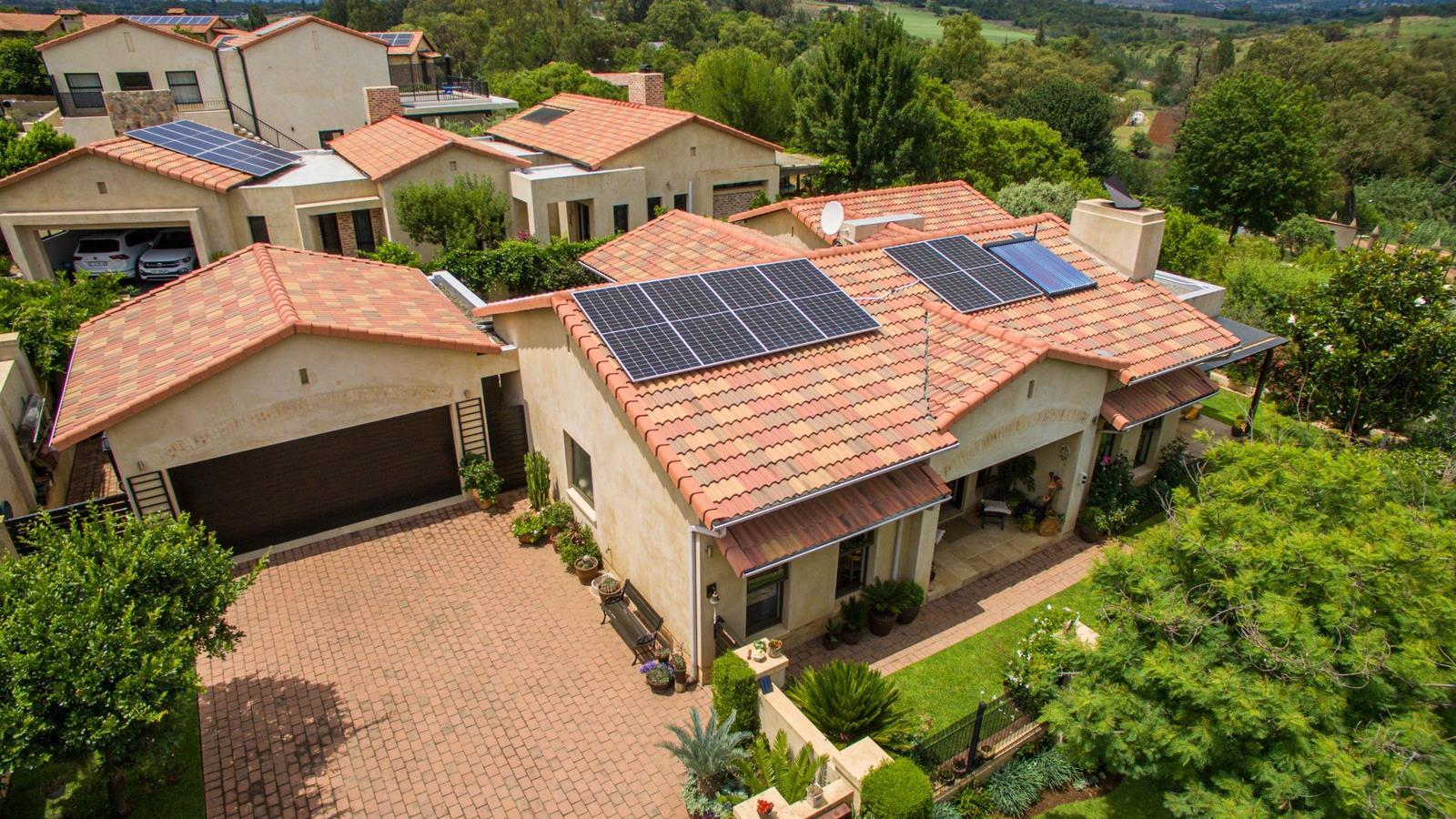 3 Bedroom Simplex in Avianto Estate