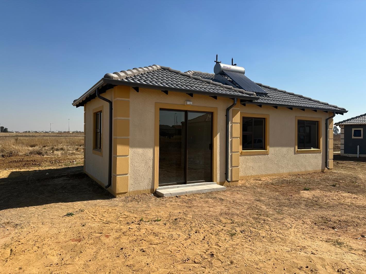 2 Bedroom House in Crystal Park