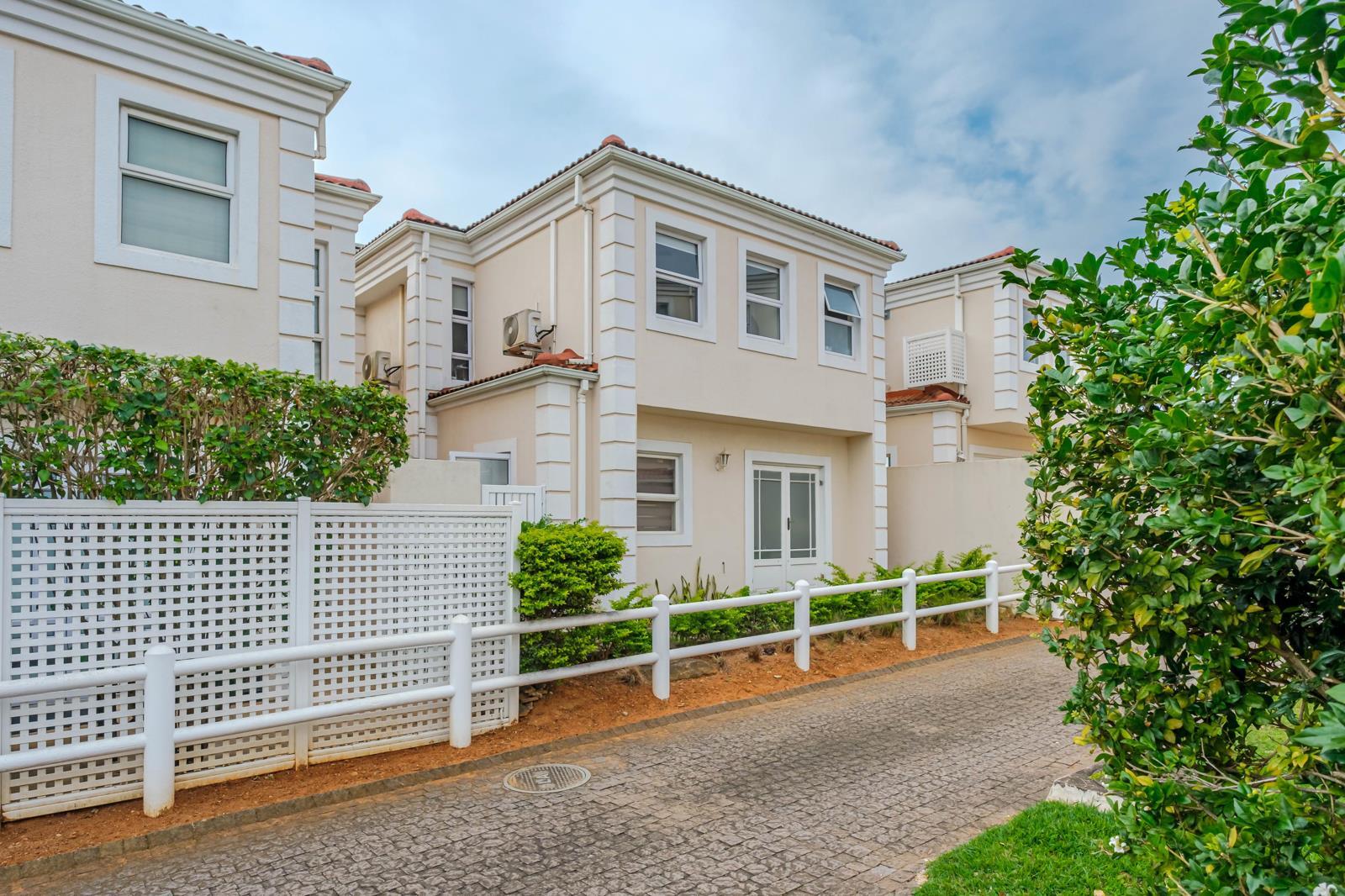 3 Bedroom Duplex in La Lucia