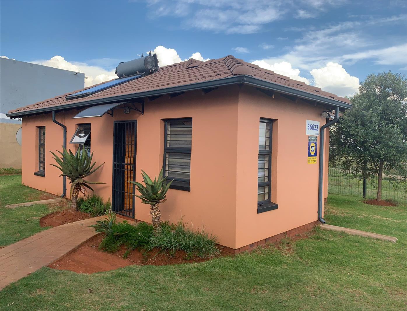 3 Bedroom House in Protea Glen