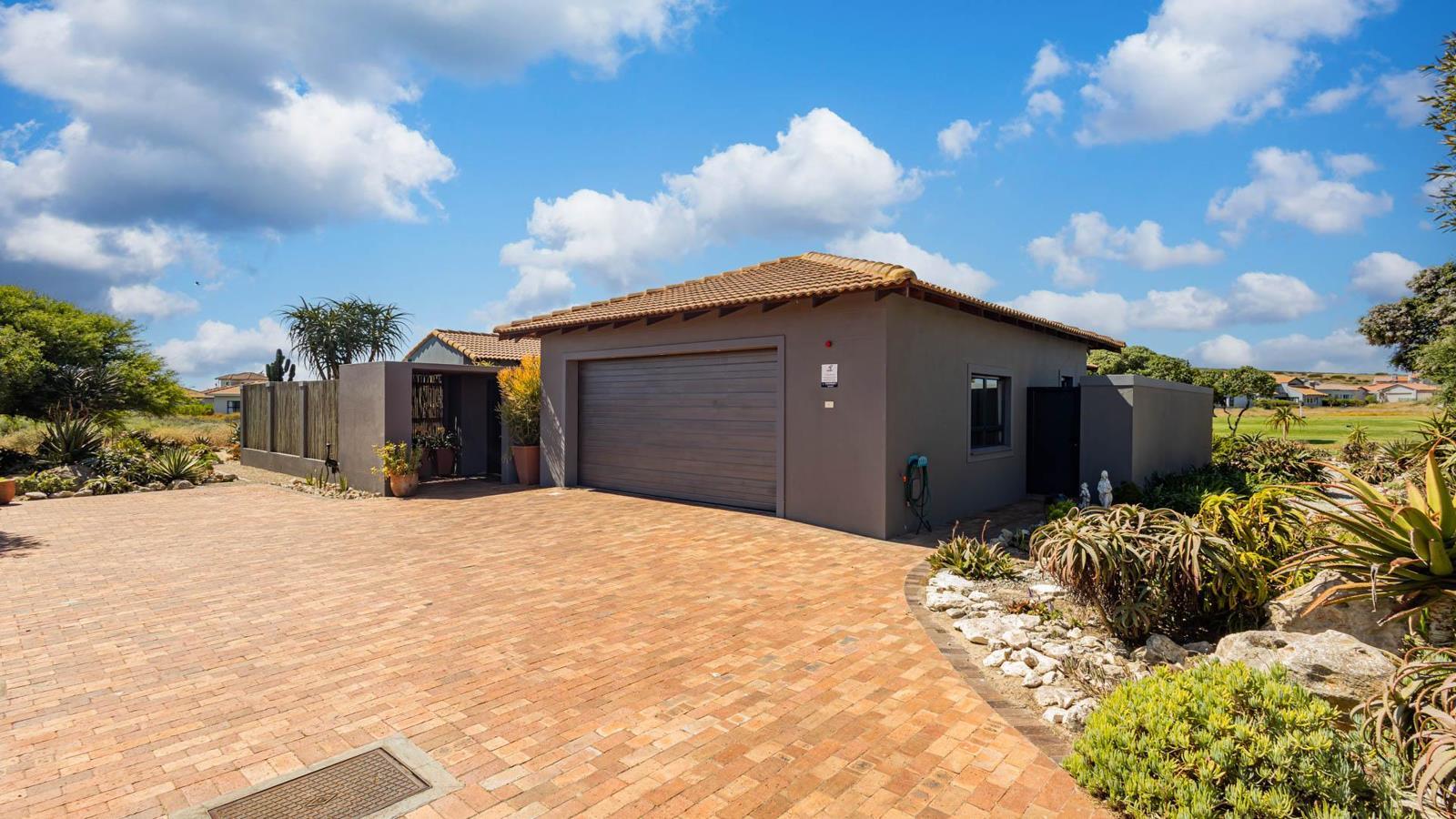 3 Bedroom House in Langebaan Country Estate