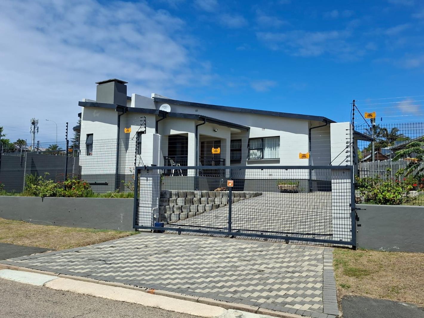 3 Bedroom House in Da Nova
