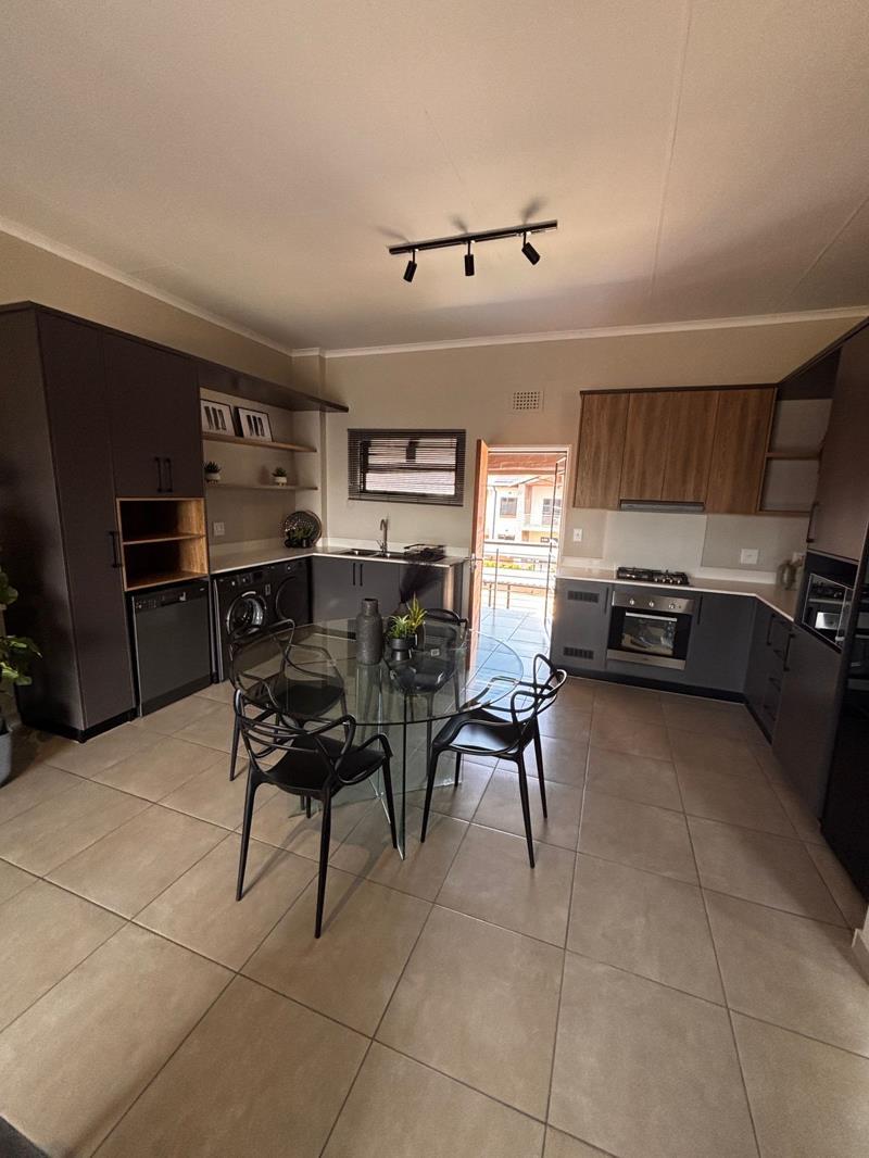 2 Bedroom Apartment in Rietvalleirand