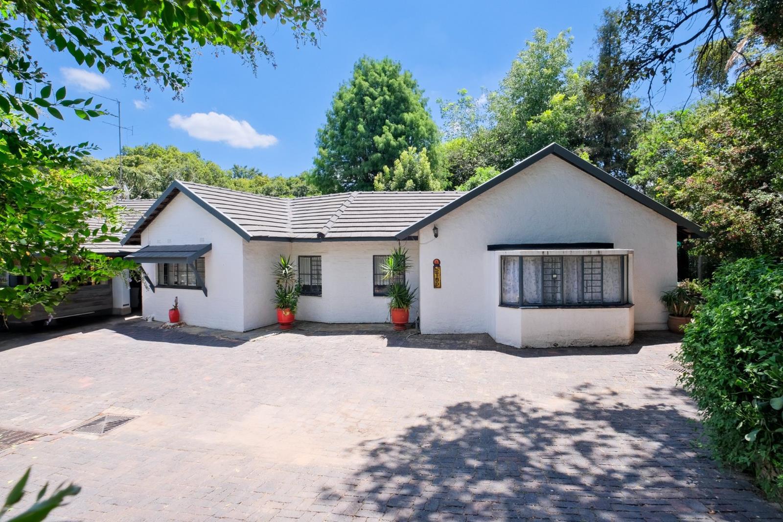 4 Bedroom House in Bramley Park