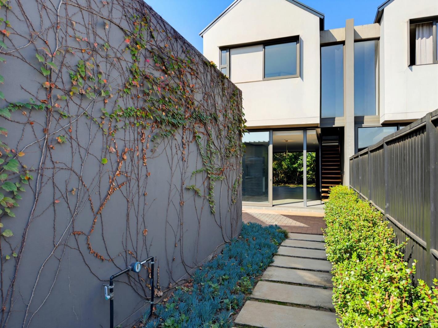 2 Bedroom Townhouse in Elaleni Coastal Forest Estate