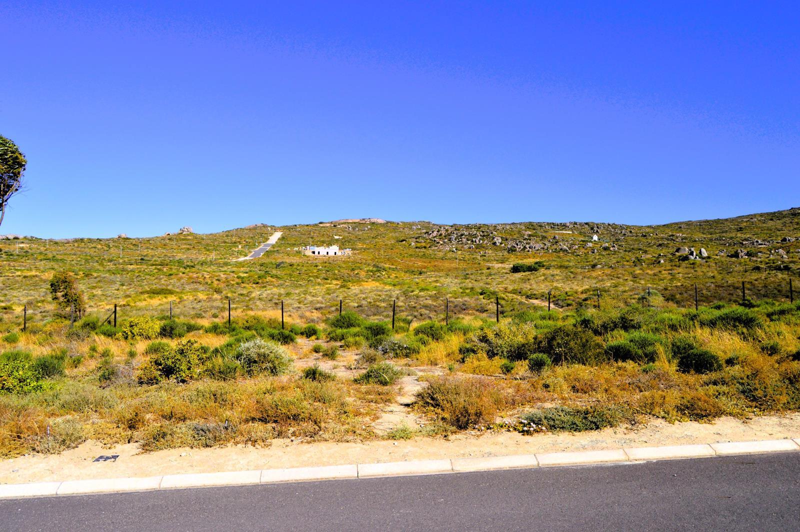 409 m² Land available in St Helena Views