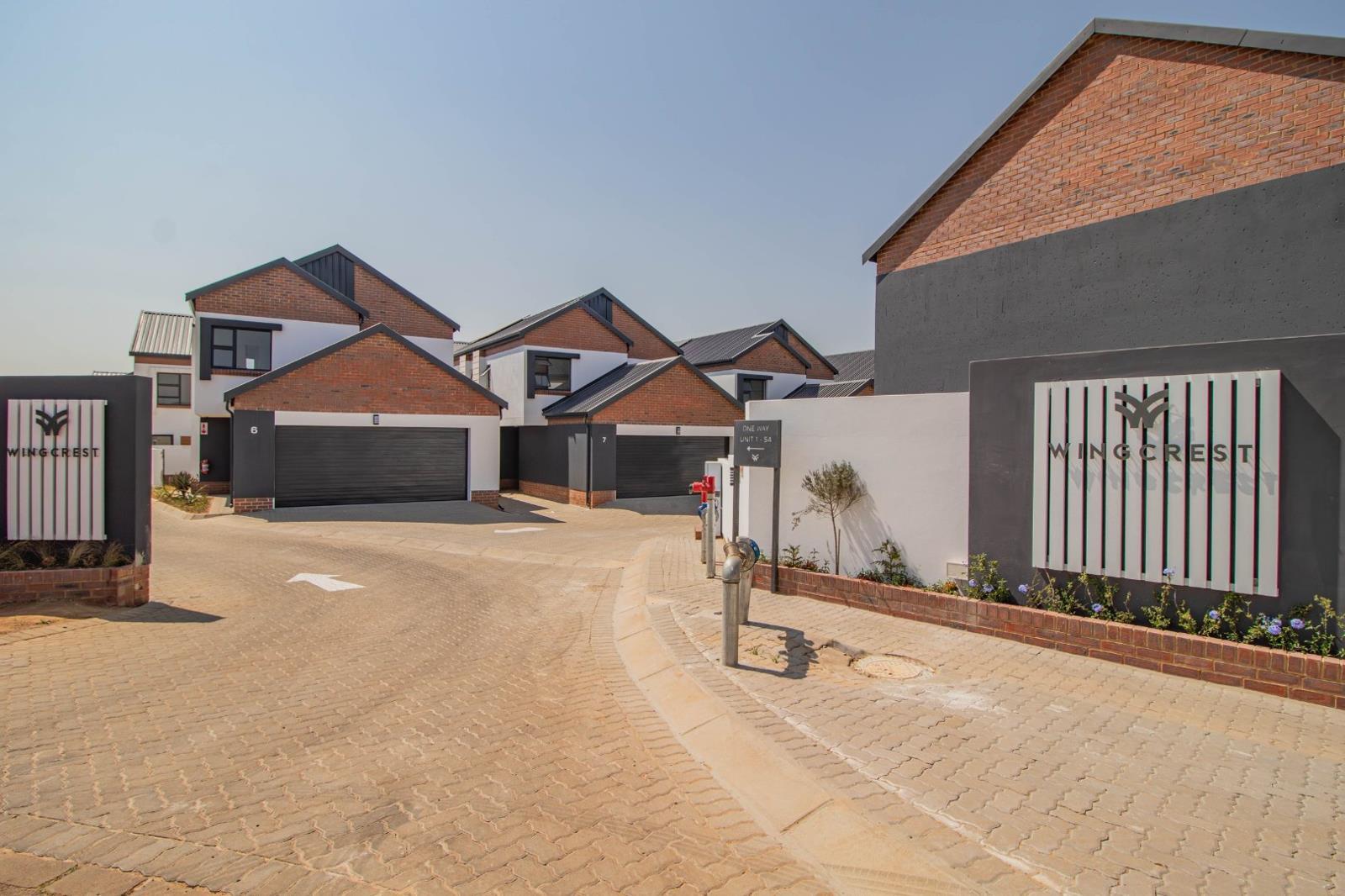 4 Bedroom Townhouse in Glen Marais