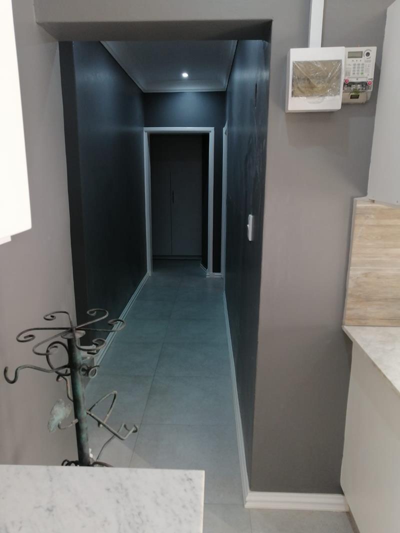 2 Bedroom House in Hillcrest Central