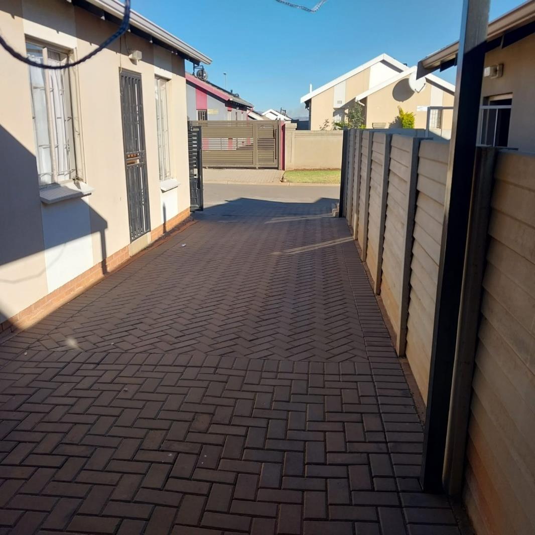 3 Bedroom House in Sky City