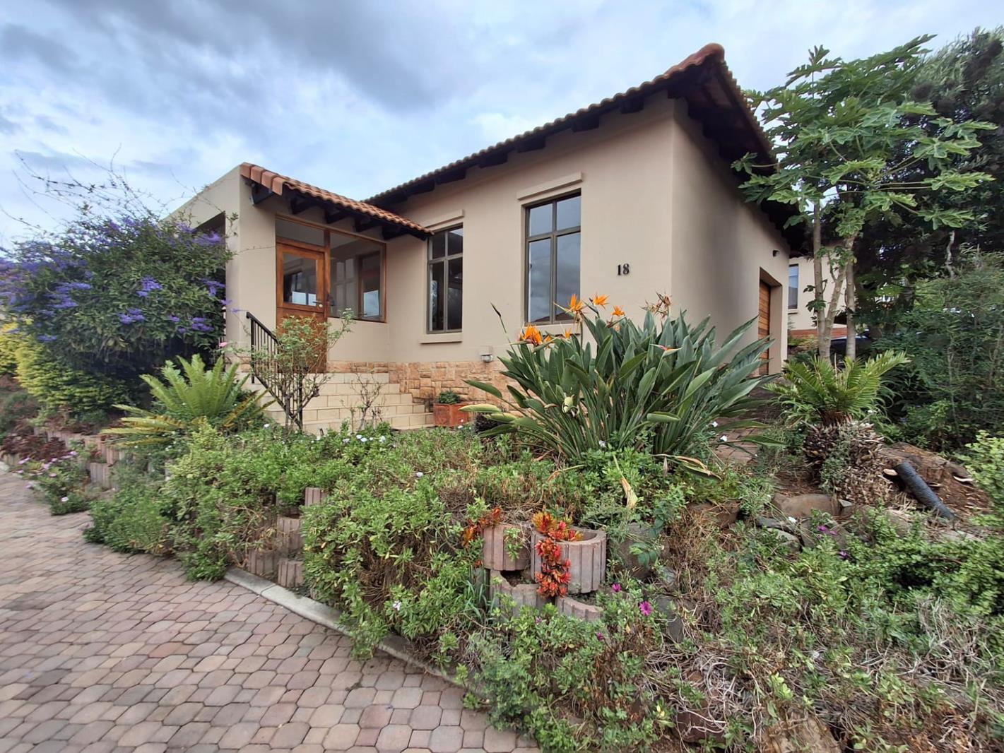 2 Bedroom House in Xanadu