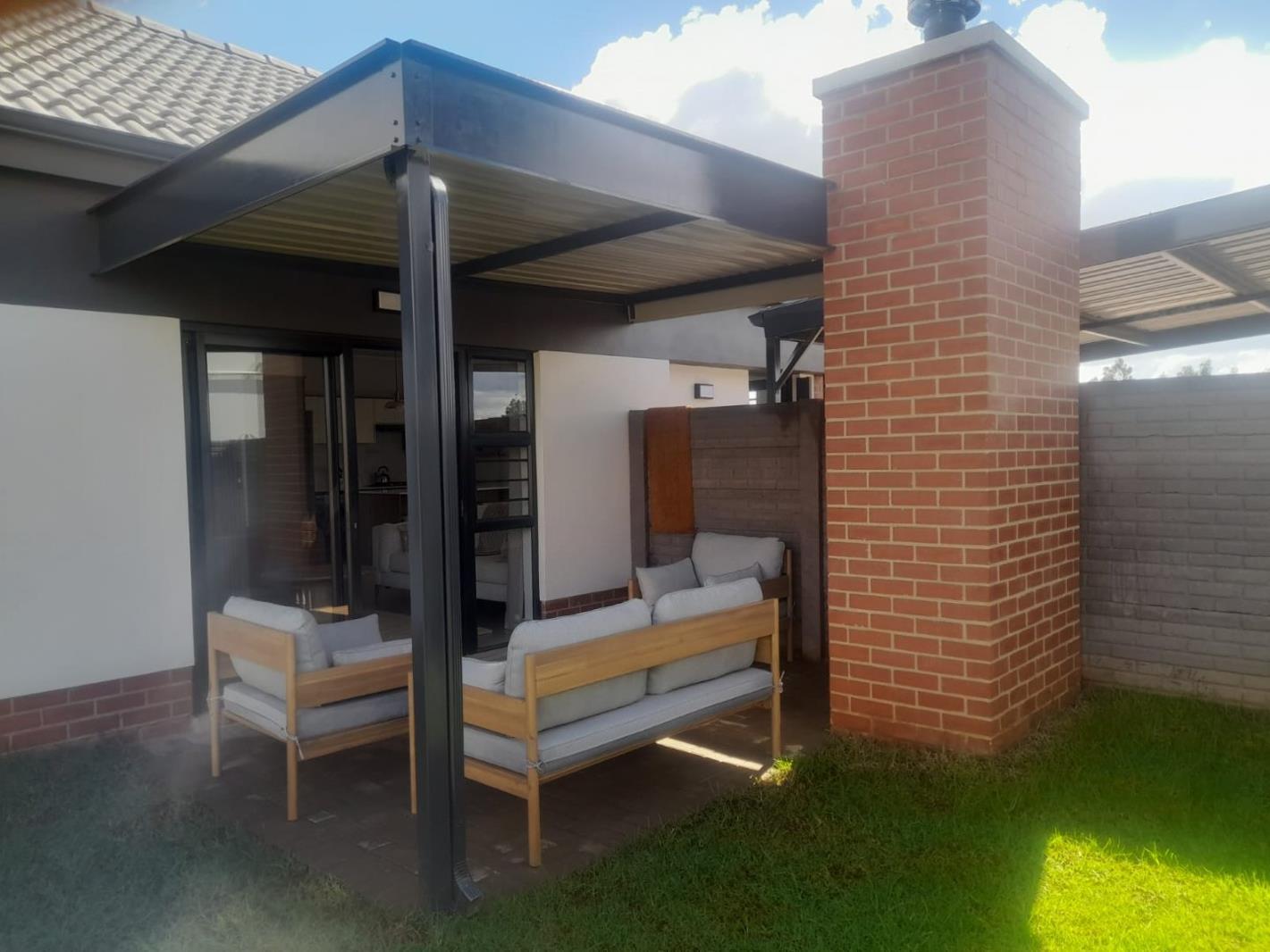 4 Bedroom House in Albertsdal