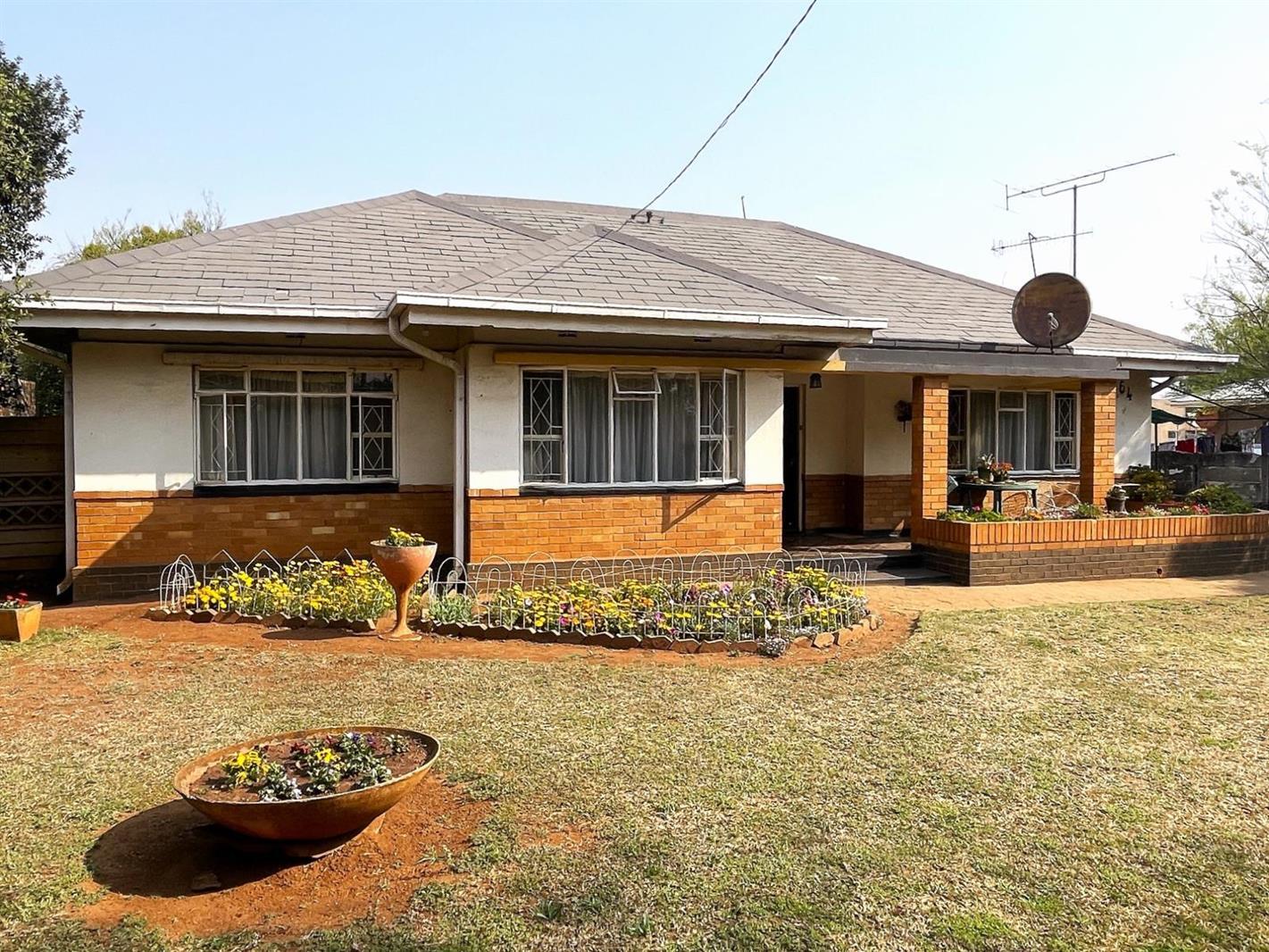 3 Bedroom House in Three Rivers