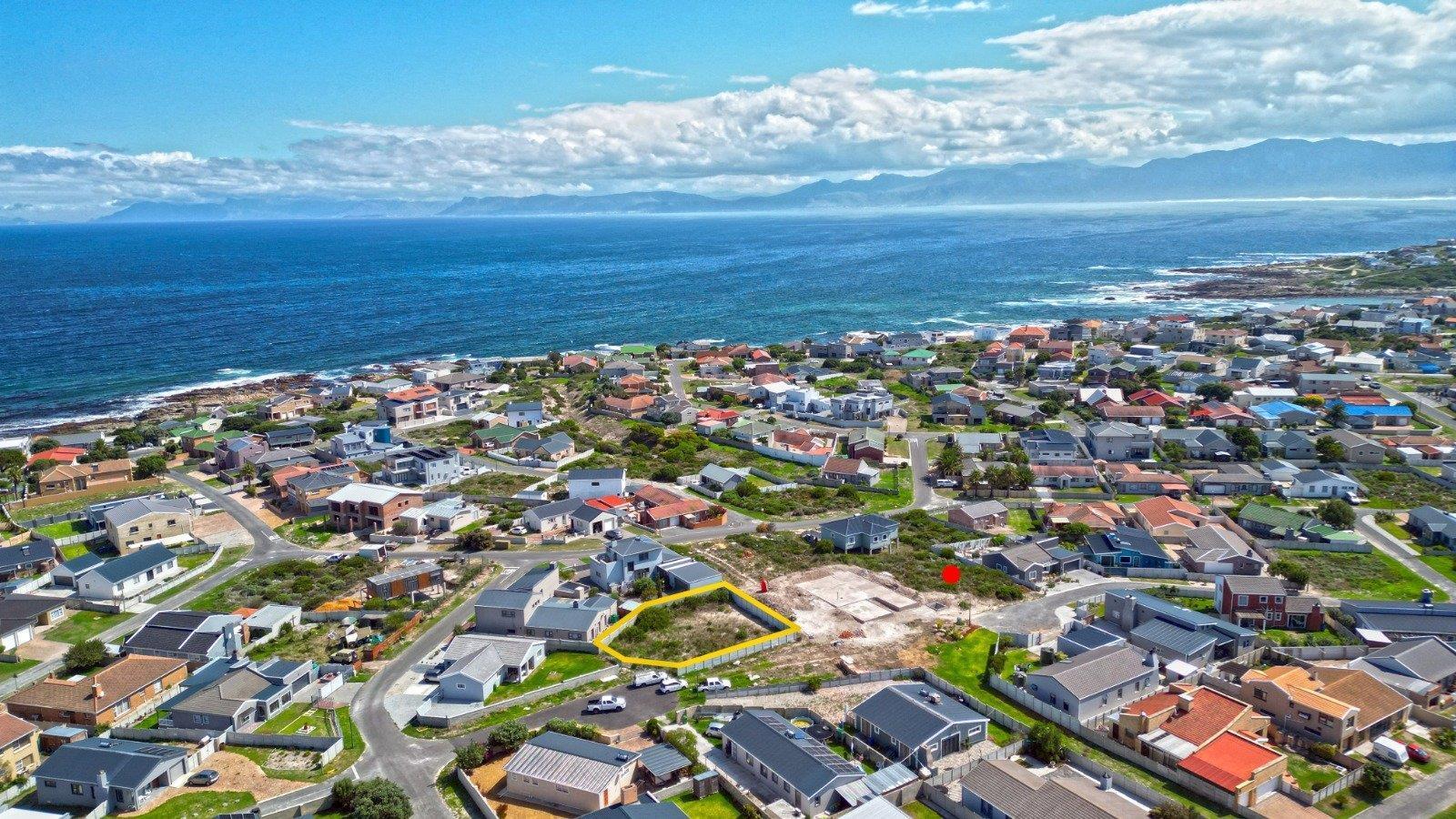 501 m² Land available in Perlemoenbaai