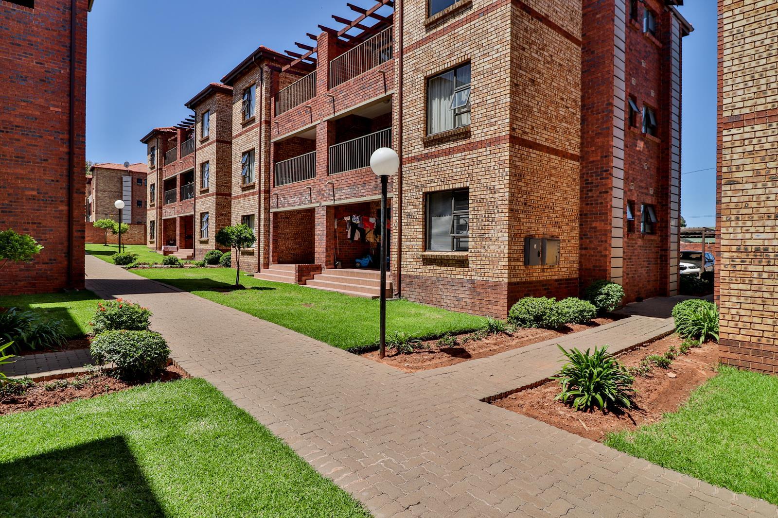 2 Bedroom Apartment in Bergbron