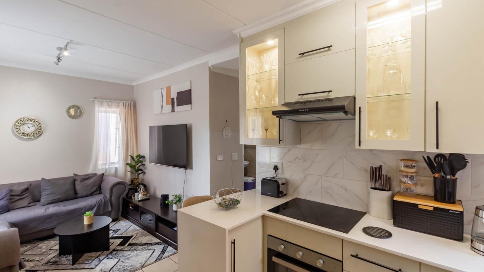 2 Bedroom Apartment in Esther Park