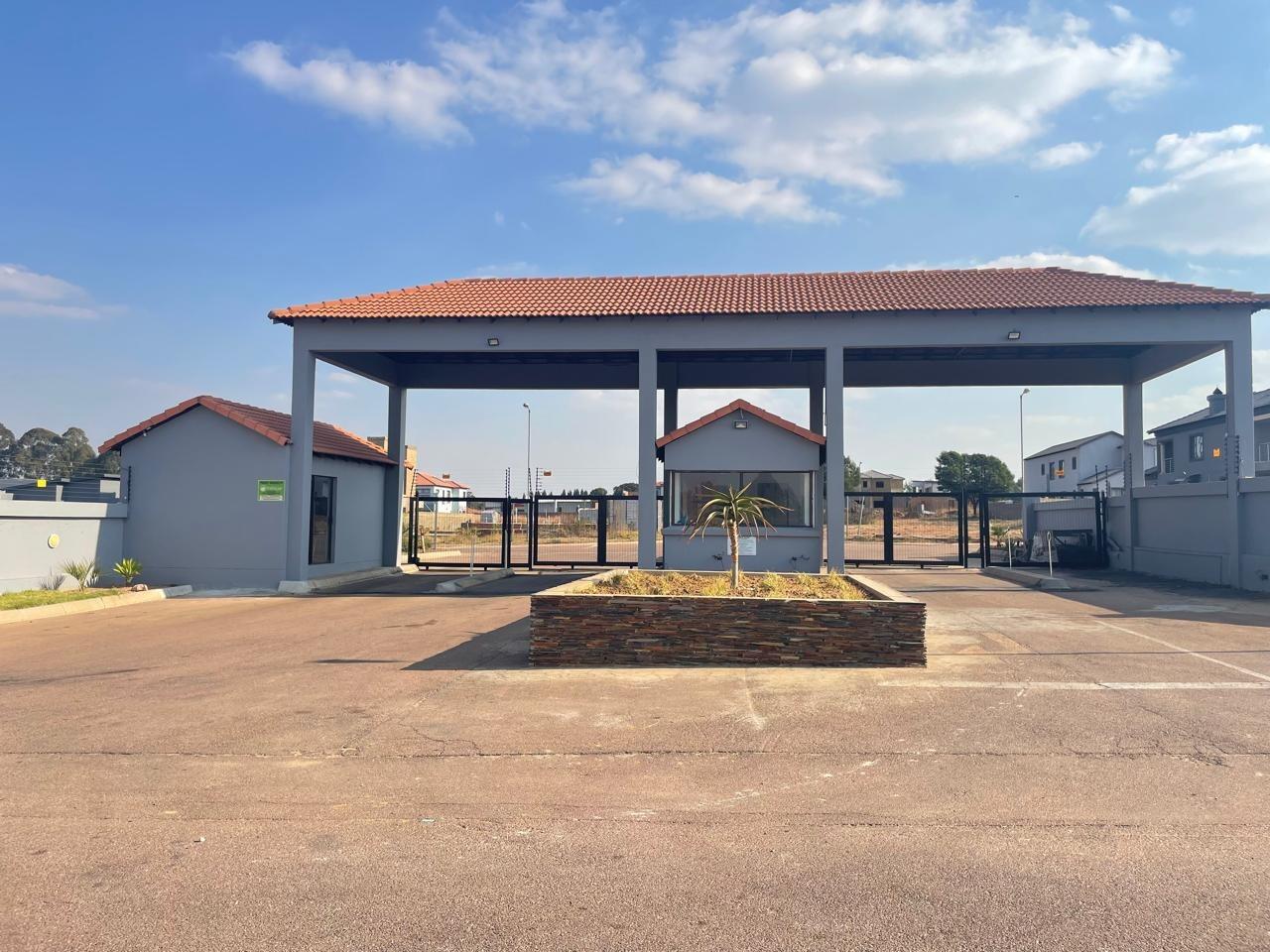 545 m² Land available in Rayton