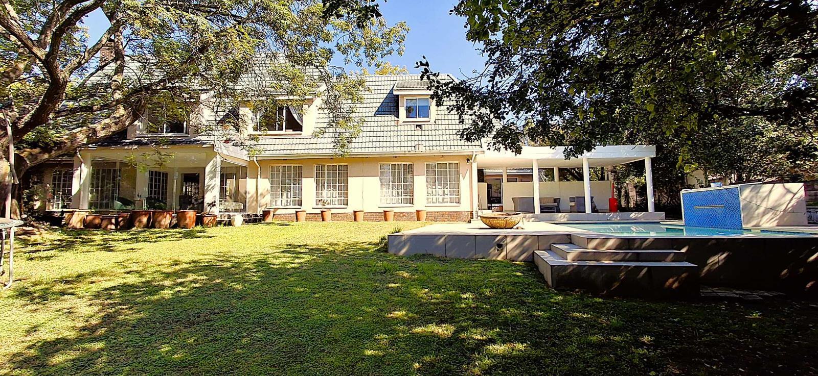 7 Bedroom House in Bryanston