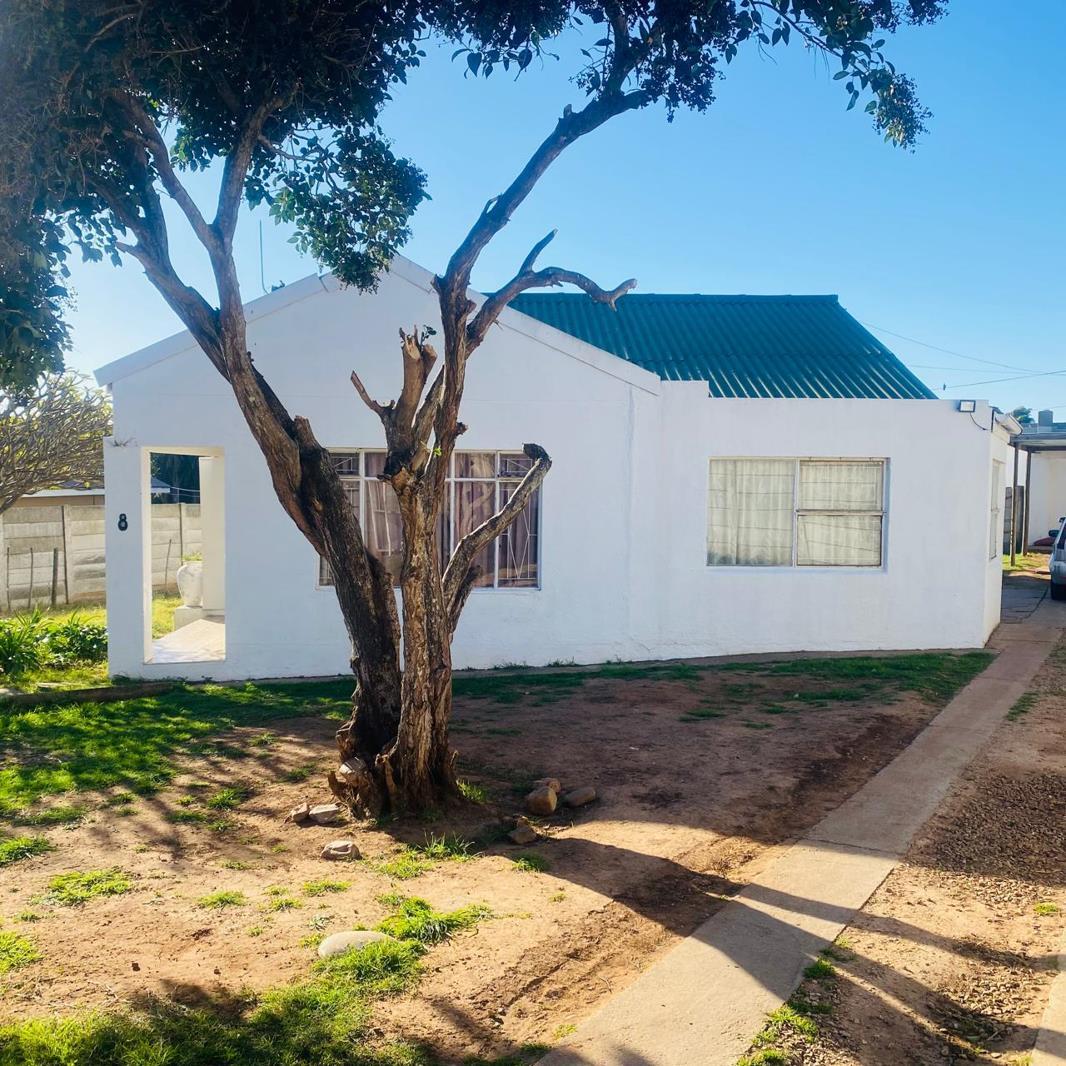 3 Bedroom House in Bothasrus