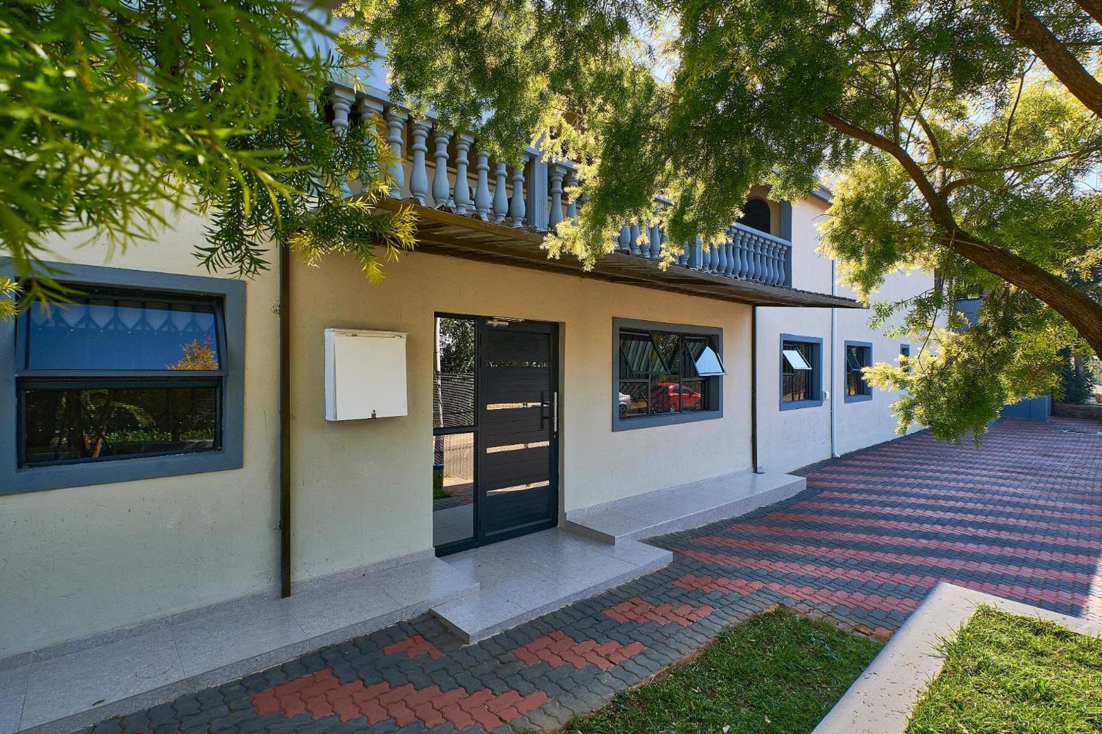 2 Bedroom House in Northcliff