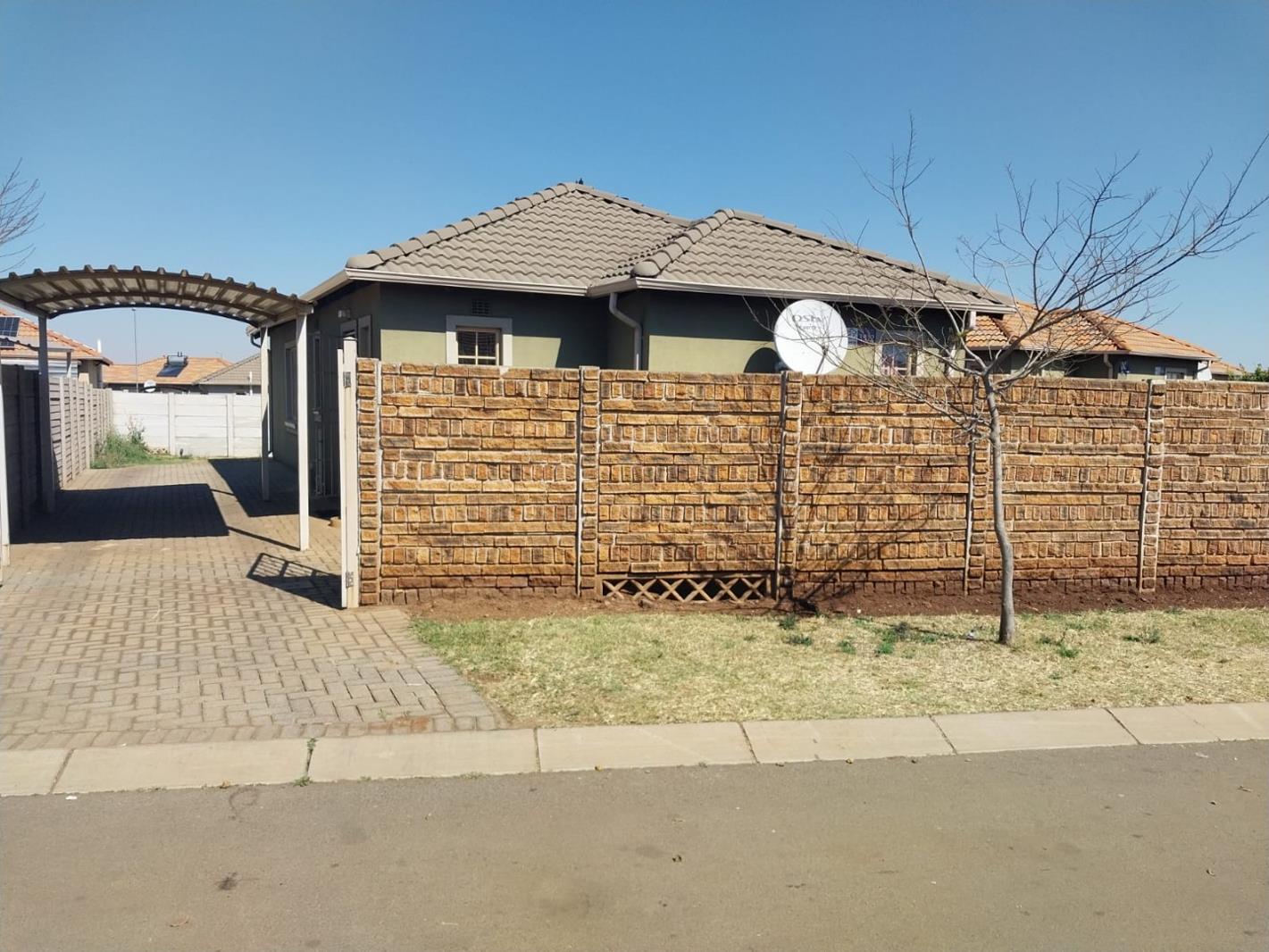 3 Bedroom House in Sky City