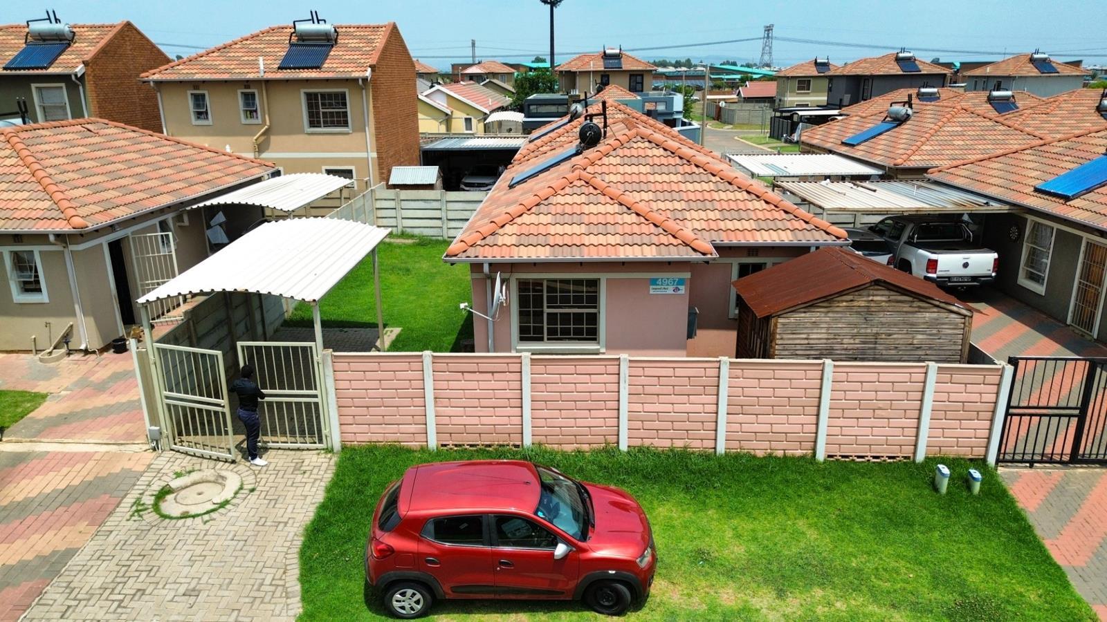 3 Bedroom Simplex in Sky City