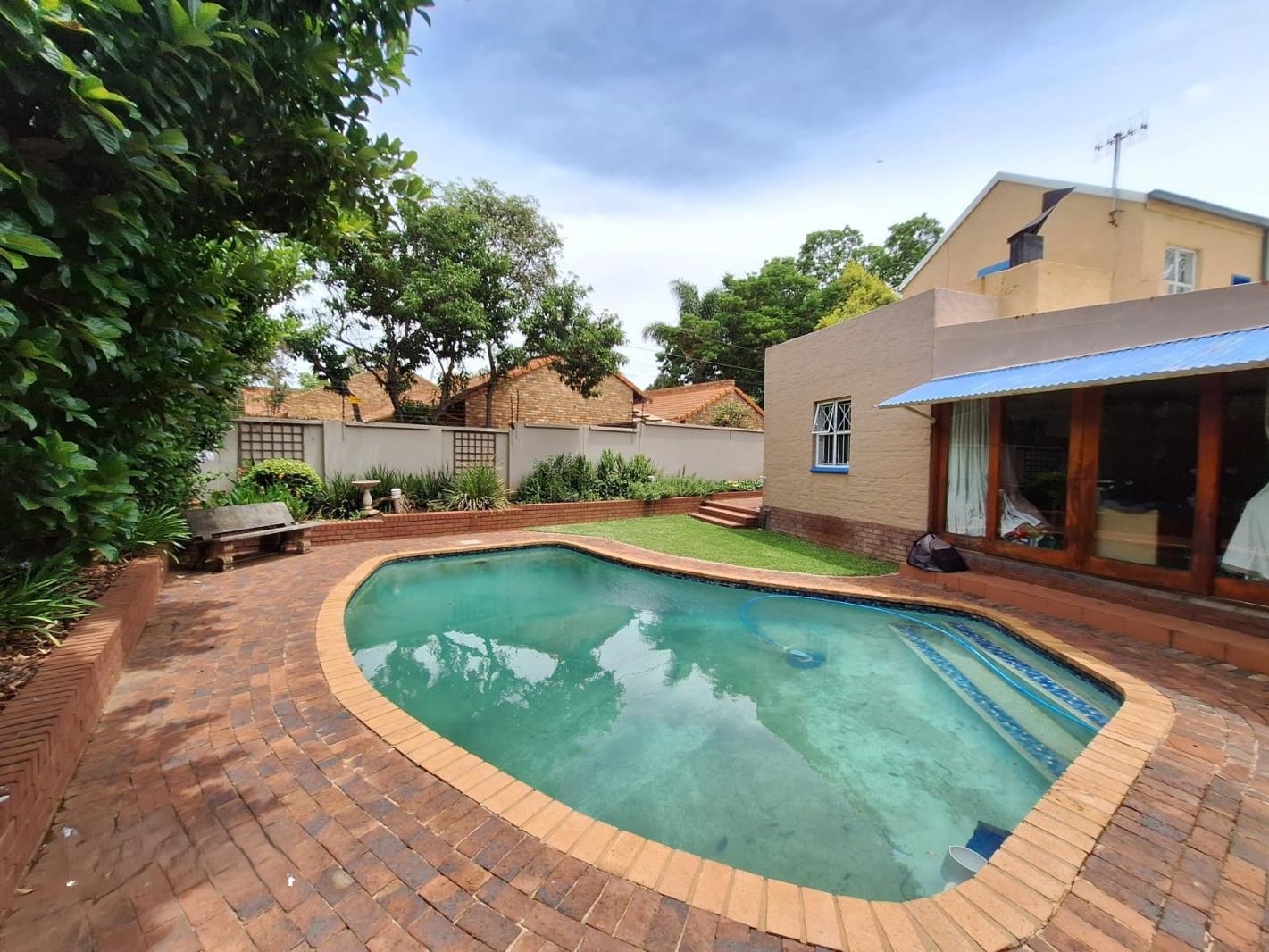 4 Bedroom House in Menlo Park