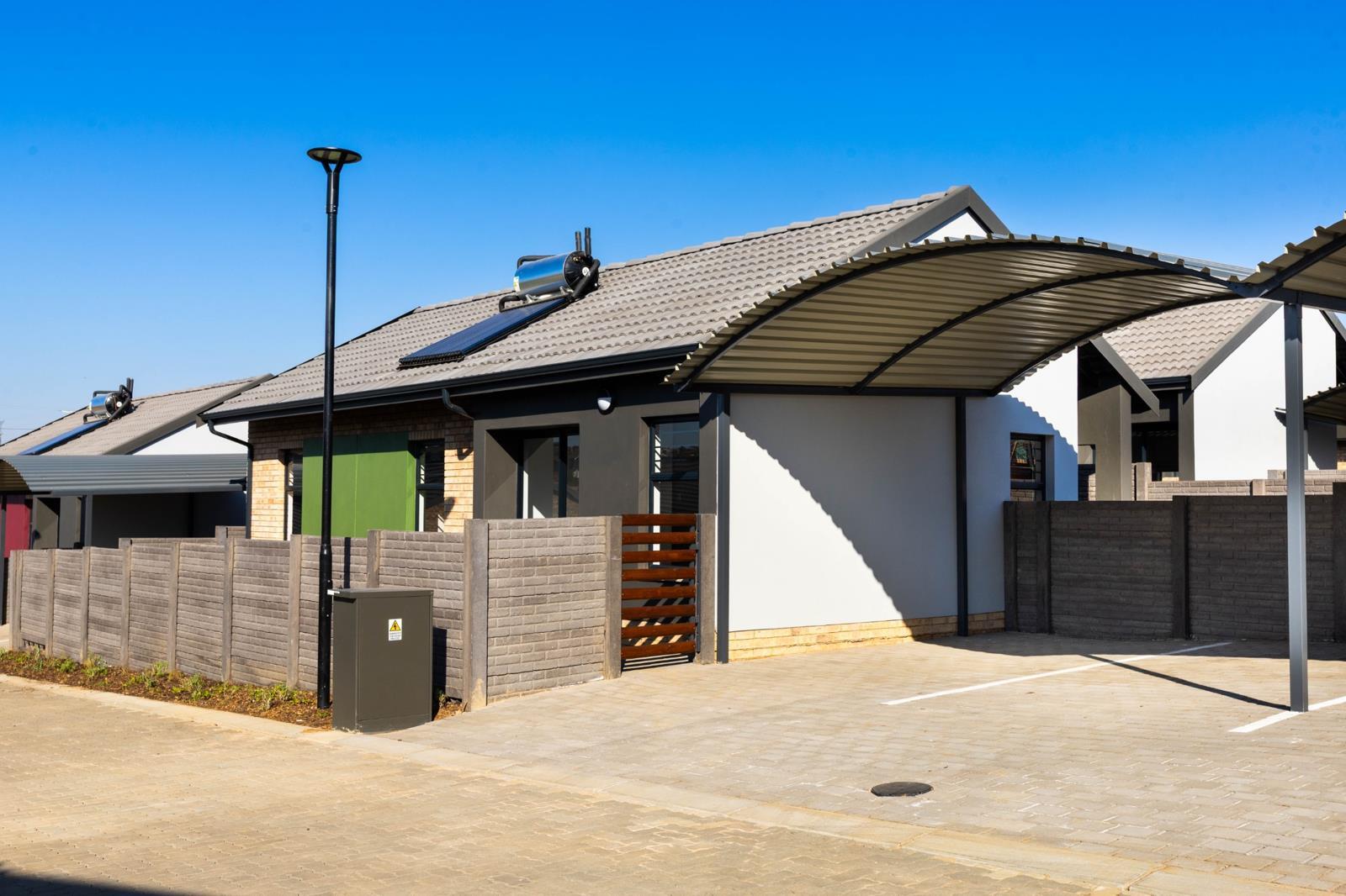 3 Bedroom House in Eldoraigne