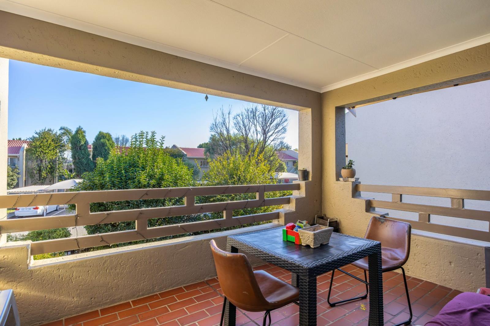 2 Bedroom Townhouse in Edenglen