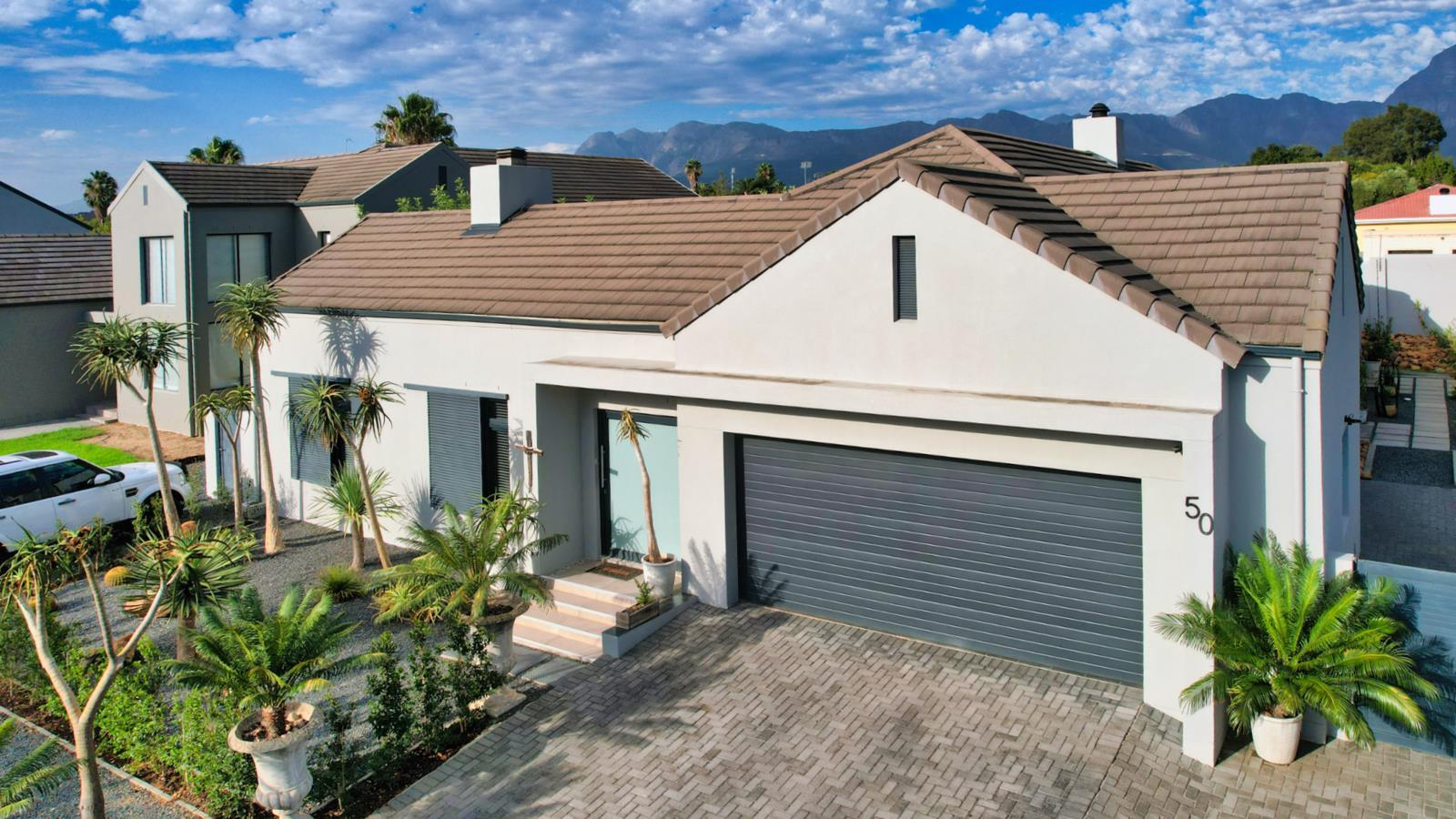 4 Bedroom House in Klein Parys