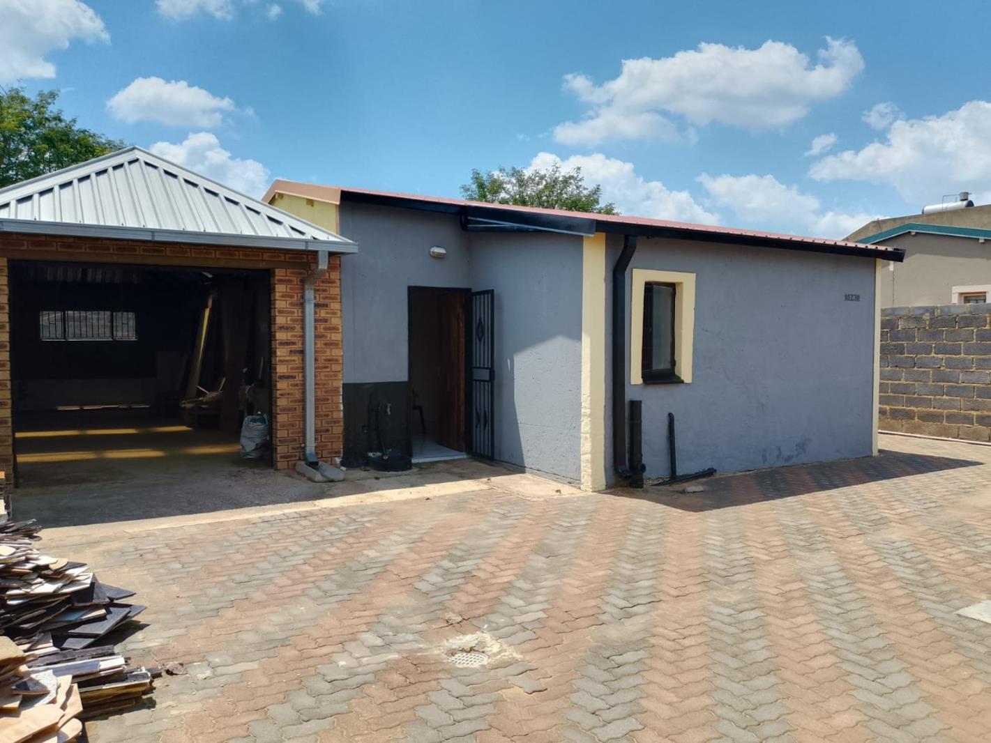 3 Bedroom House in Protea Glen
