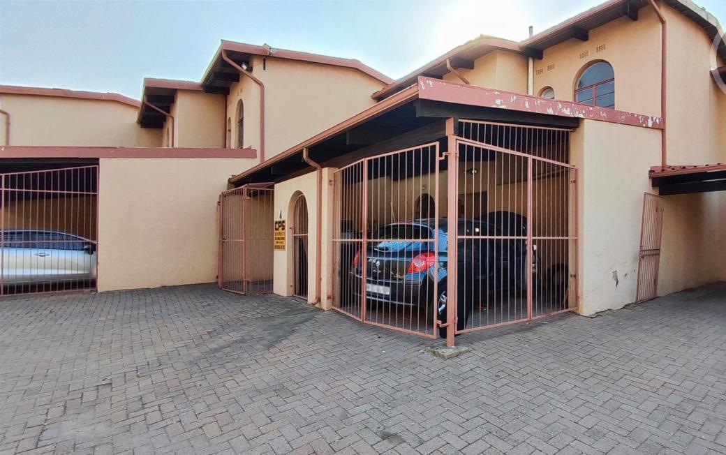 3 Bedroom Townhouse in Newmarket Park