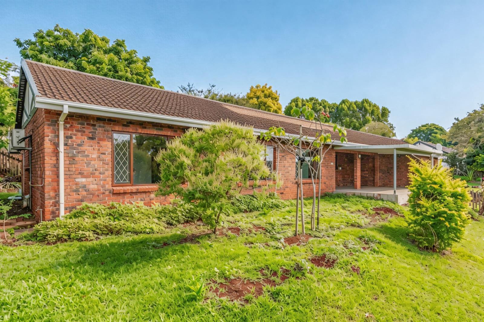 3 Bedroom House in Waterfall