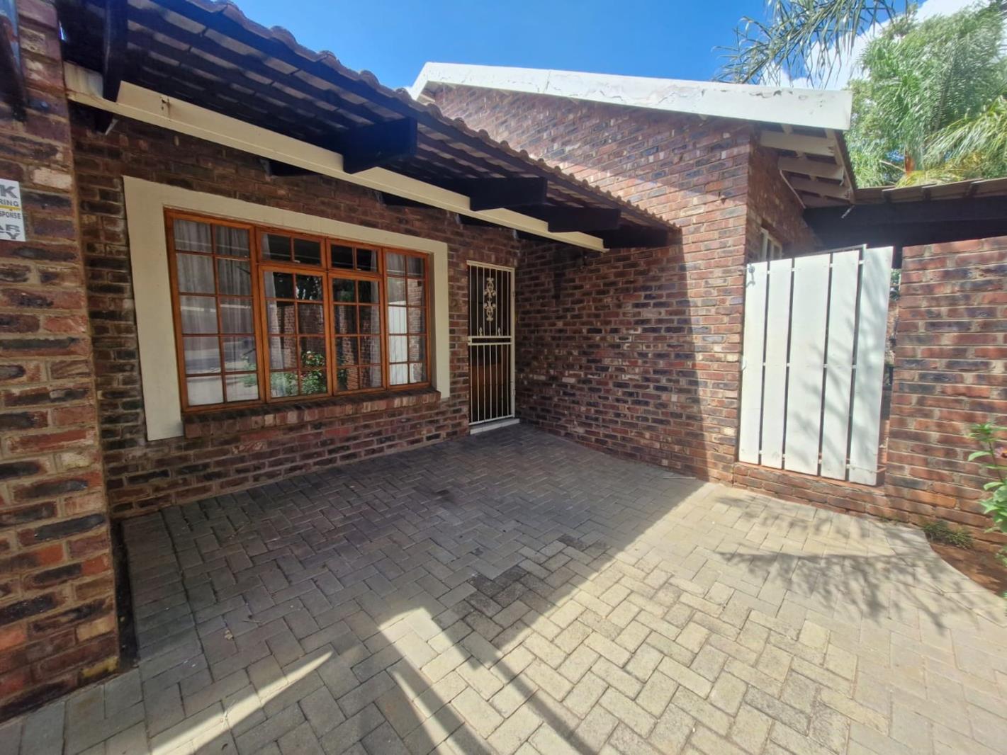 3 Bedroom House in Rhodesdene