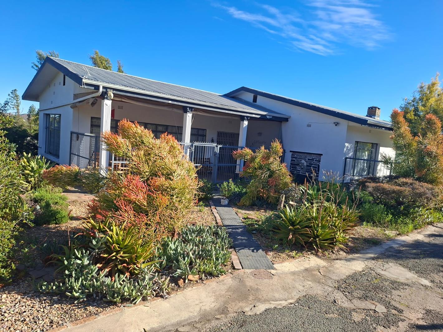 4 Bedroom House in Ladismith