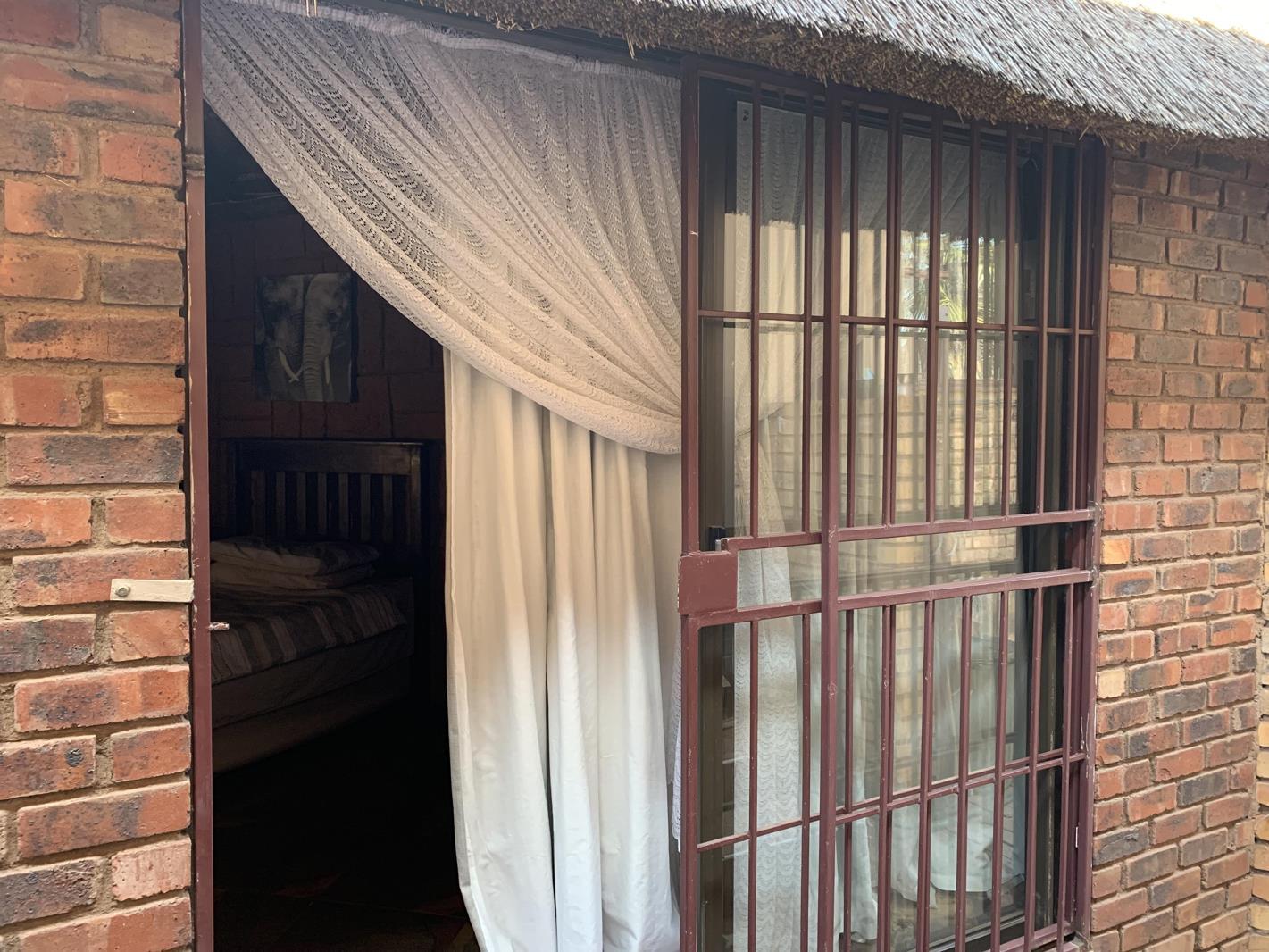 1 Bedroom Apartment in Postmasburg